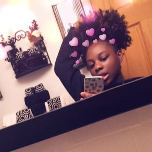 Meet your Posher, Shay